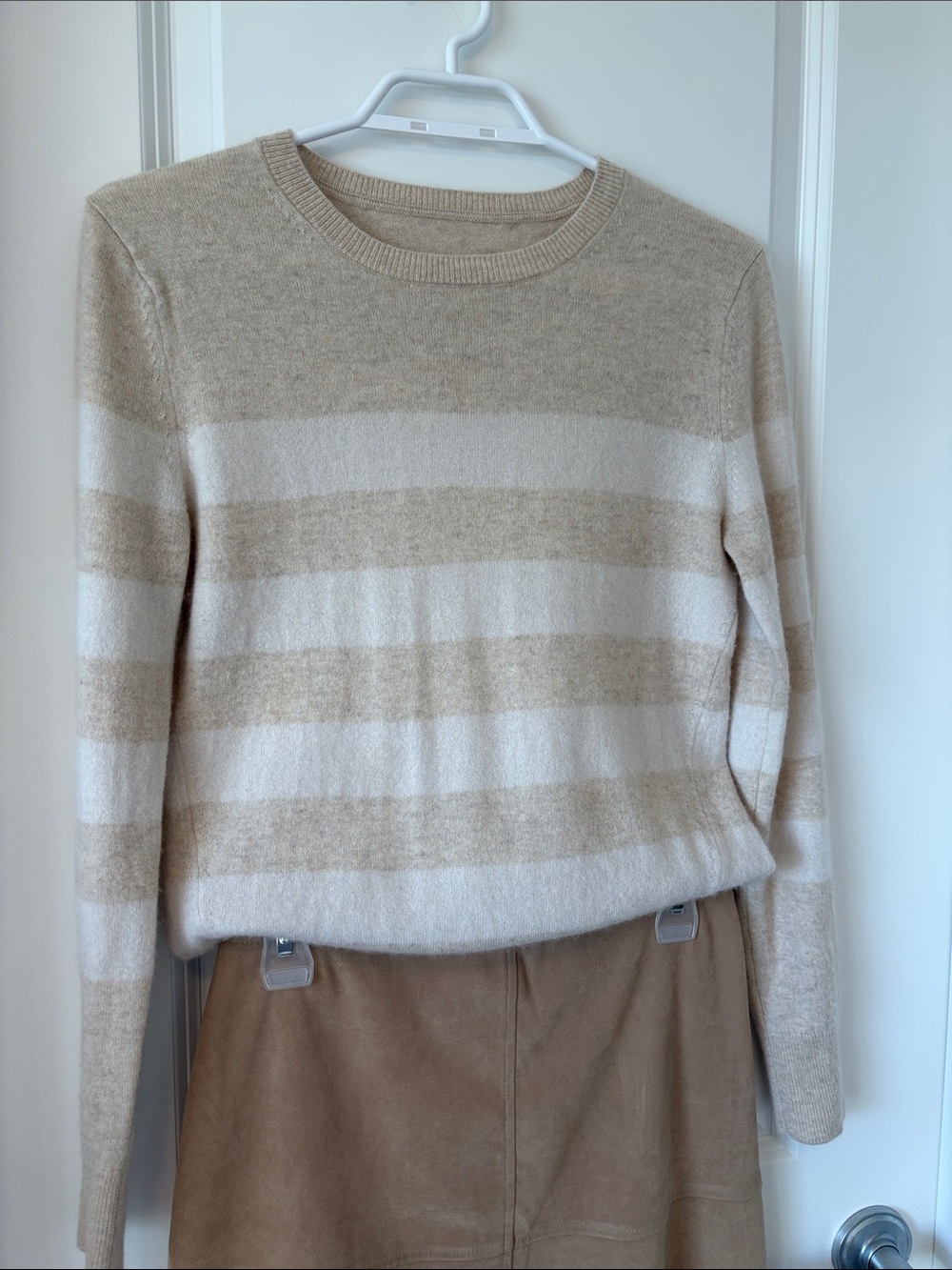 100% Cashmere Beige/Tan Stripe Sweater - Picture 2 of 6